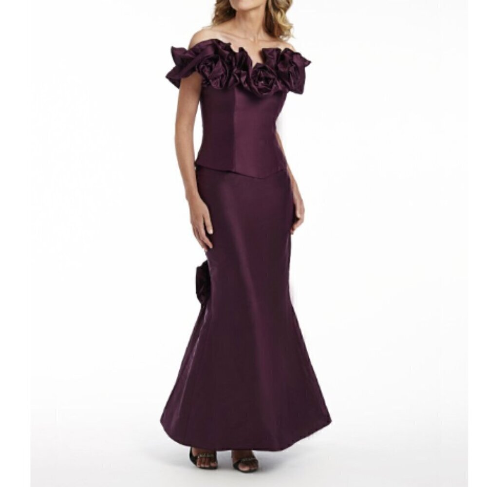 Ideas by Barbara Gown Style# 7777-10 Eggplant Size M NWT